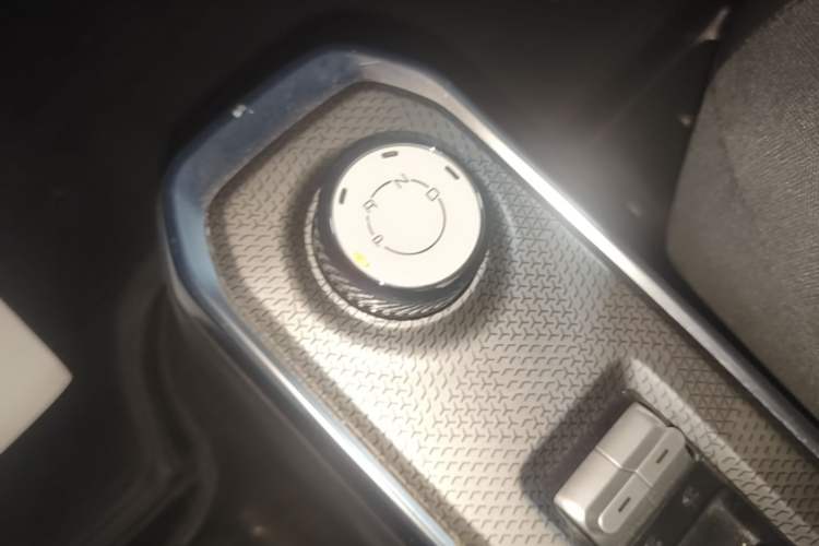 Used Baojun Spark 2023 Intelligent Premium Edition Gear Lever