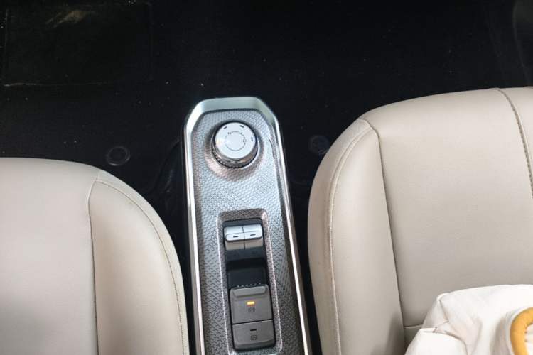 Used Baojun Spark 2023 Flagship Edition Gear Lever