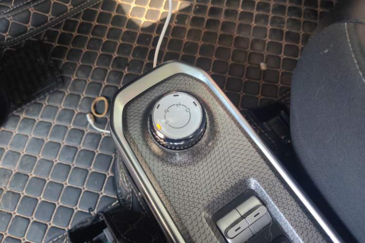 Used Baojun Spark 2023 Intelligent Premium Edition Gear Lever