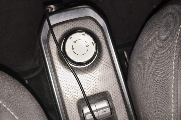 Used Baojun Spark 2023 Intelligent Premium Edition Gear Lever