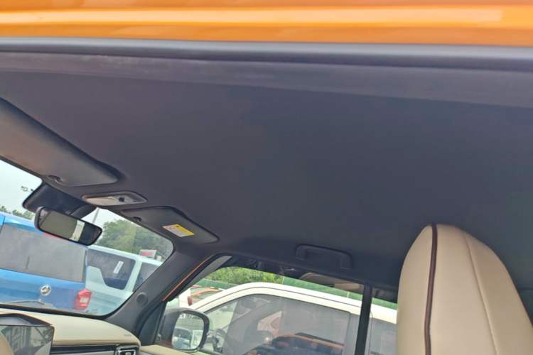 Used Baojun Spark 2023 Flagship Edition Headliner