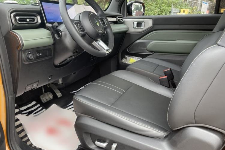 Used Baojun Spark 2023 Flagship Edition Interior 2