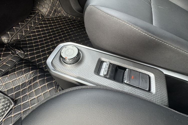 Used Baojun Spark 2023 Flagship Edition Interior 6