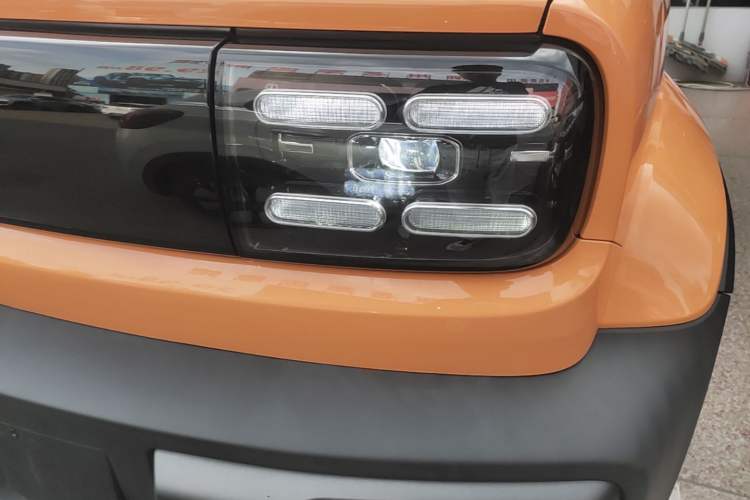 Used Baojun Spark 2023 Flagship Edition Left Front Headlight