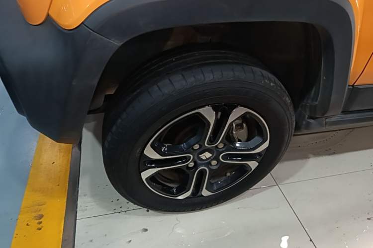 Used Baojun Spark 2023 Flagship Edition Left Front Wheel Hub