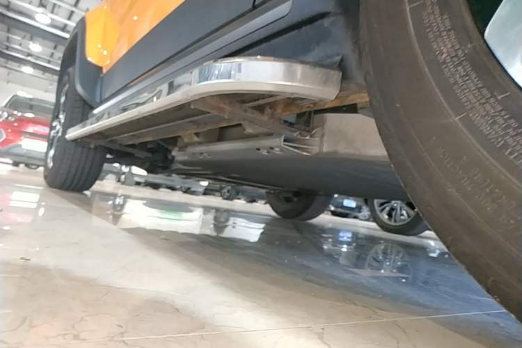 Used Baojun Spark 2023 Flagship Edition Left Side Sill