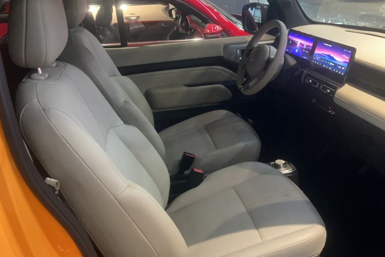 Used Baojun Spark 2023 Flagship Edition Right Front Seat