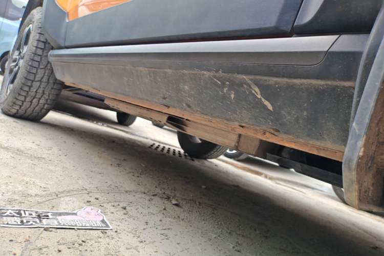 Used Baojun Spark 2023 Flagship Edition Right Side Sill