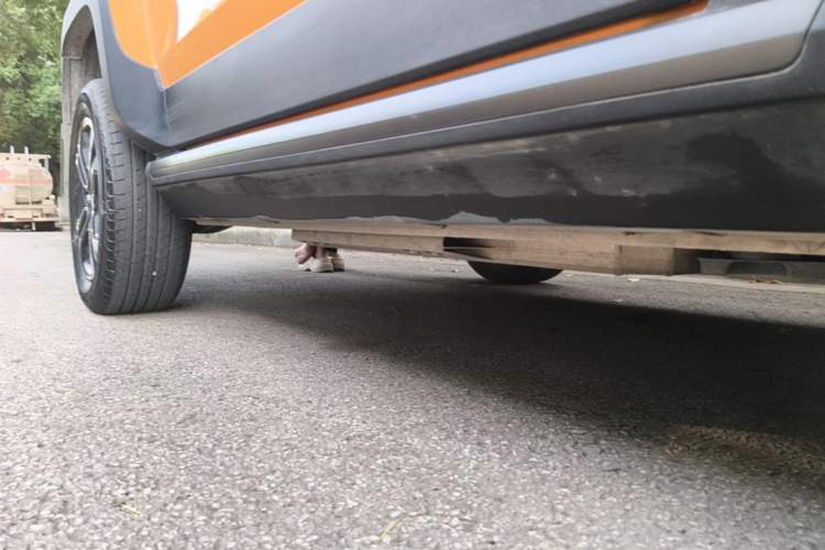 Used Baojun Spark 2023 Flagship Edition Right Side Sill