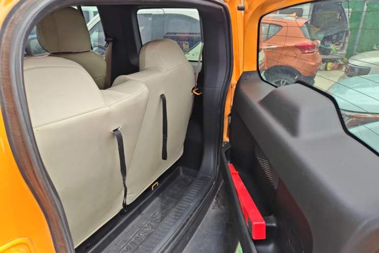 Used Baojun Spark 2023 Flagship Edition Trunk