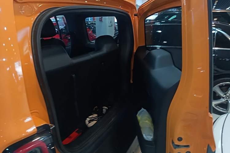 Used Baojun Spark 2023 Flagship Edition Trunk