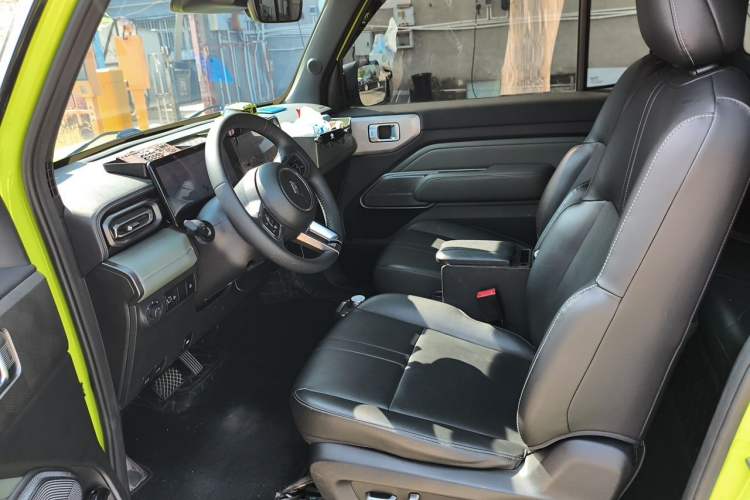 Used Baojun Spark 2023 Intelligent Premium Edition Left Front Seat