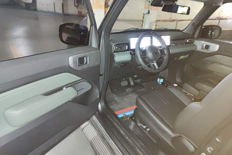 Used Baojun Spark 2023 Intelligent Premium Edition Driver Seat