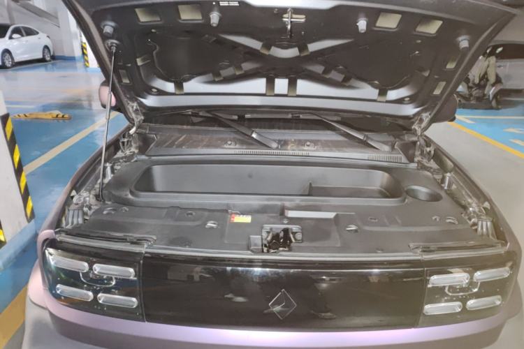 Used Baojun Spark 2023 Intelligent Premium Edition Engine Bay