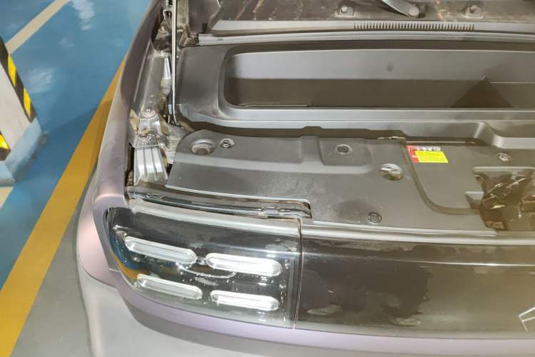 Used Baojun Spark 2023 Intelligent Premium Edition Engine Bay Right