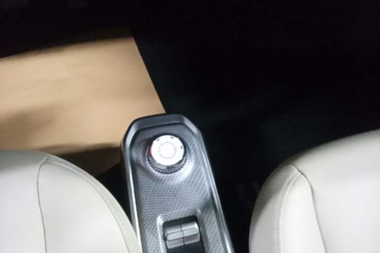 Used Baojun Spark 2023 Intelligent Premium Edition Gear Lever