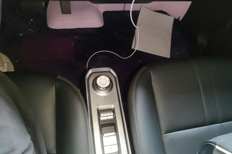Used Baojun Spark 2023 Intelligent Premium Edition Gear Lever