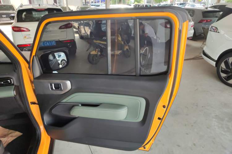 Used Baojun Spark 2023 Flagship Edition Right Front Door Interior