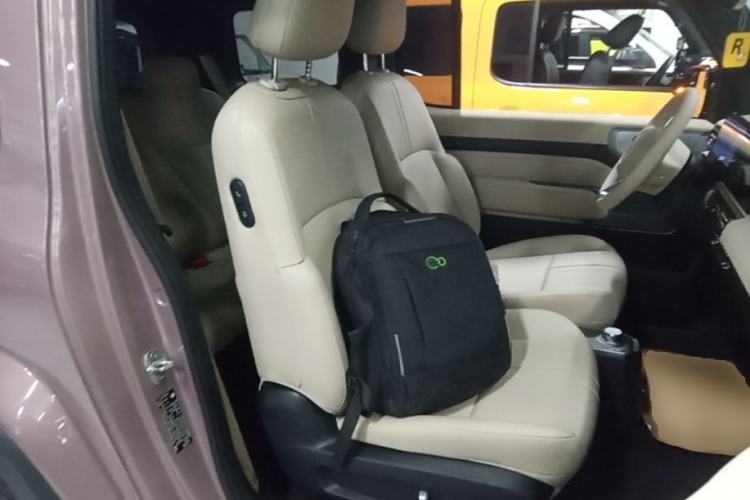 Used Baojun Spark 2023 Intelligent Premium Edition Right Front Seat