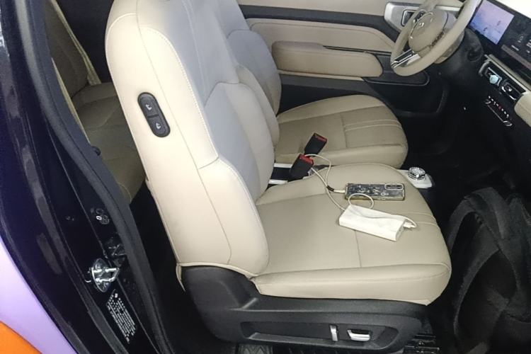 Used Baojun Spark 2023 Intelligent Premium Edition Right Front Seat