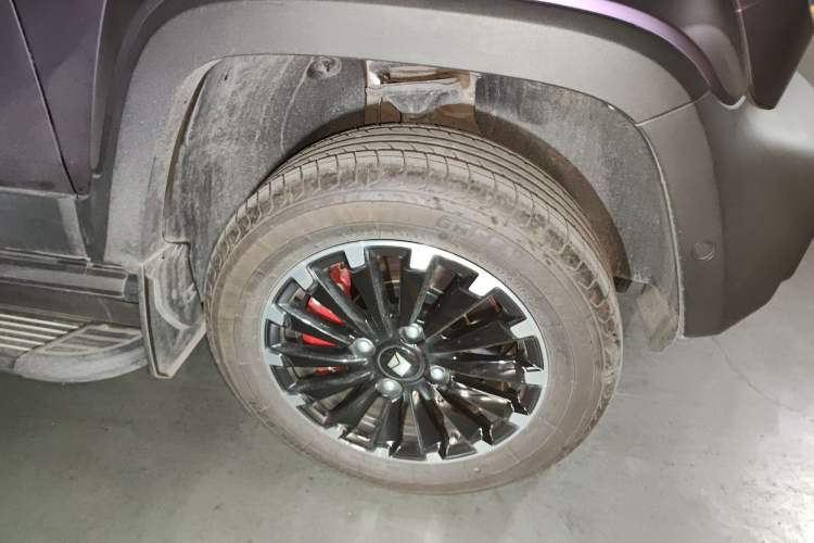 Used Baojun Spark 2023 Intelligent Premium Edition Right Front Wheel Hub