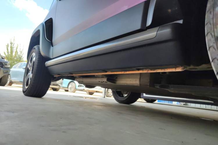 Used Baojun Spark 2023 Flagship Edition Right Side Sill