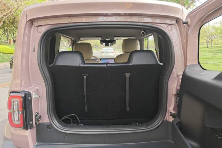 Used Baojun Spark 2023 Intelligent Premium Edition Trunk