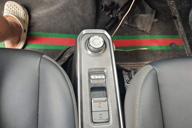 Used Baojun Spark 2023 Intelligent Premium Edition Gear Lever