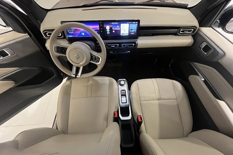 Used Baojun Spark 2023 Flagship Edition Interior 2