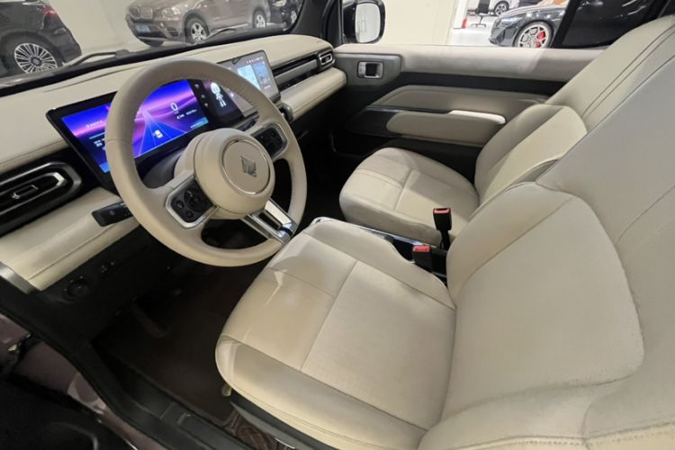 Used Baojun Spark 2023 Flagship Edition Interior 3