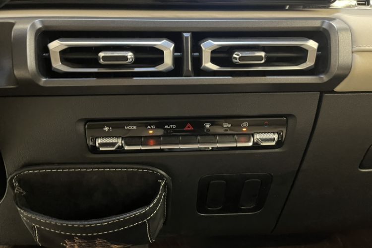 Used Baojun Spark 2023 Flagship Edition Interior 5