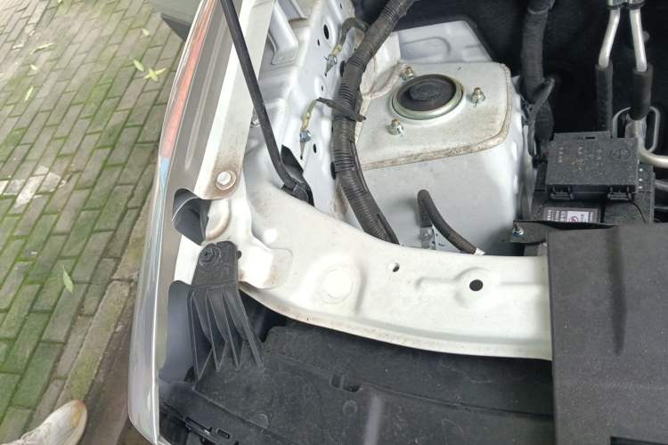 Used Baojun Spark 2023 Flagship Edition Engine Bay Right