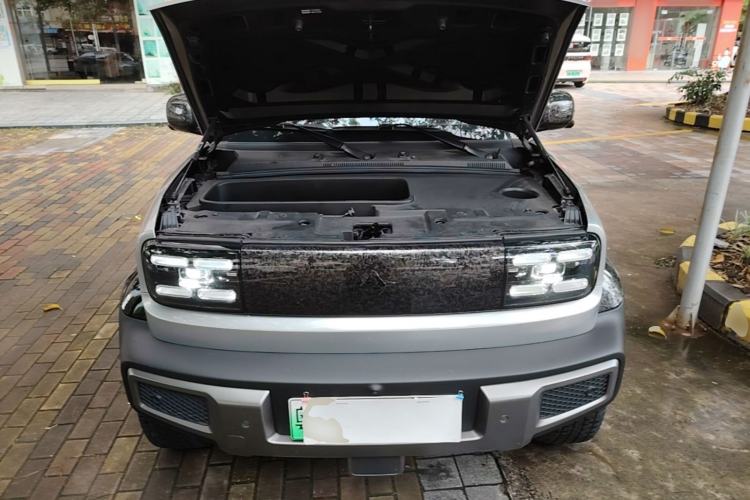 Used Baojun Spark 2023 Intelligent Premium Edition Engine Bay