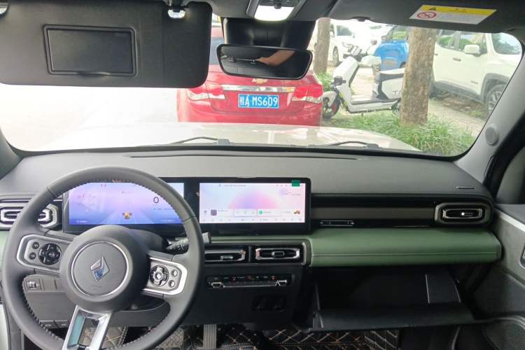 Used Baojun Spark 2023 Flagship Edition Headliner