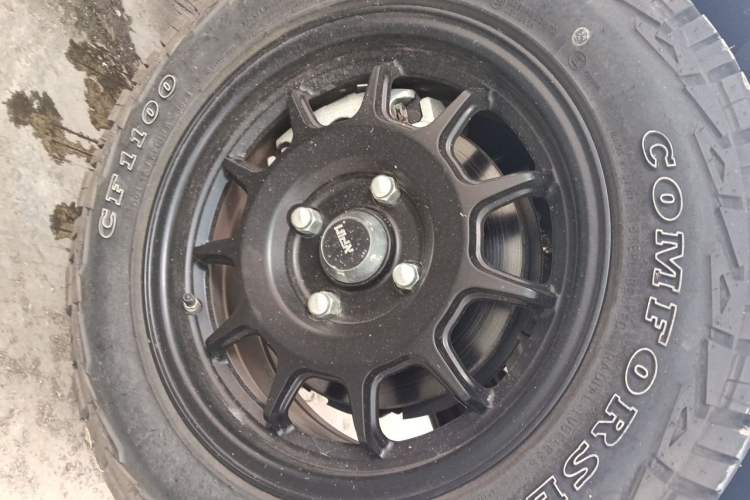 Used Baojun Spark 2023 Flagship Edition Right Front Wheel Hub