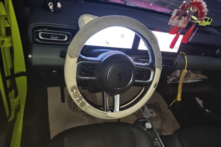 Used Baojun Spark 2023 Intelligent Premium Edition Steering Wheel