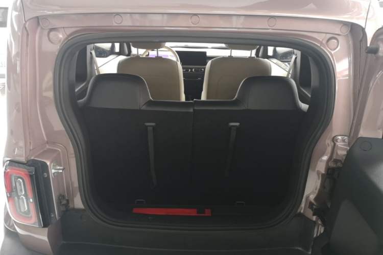 Used Baojun Spark 2023 Flagship Edition Trunk