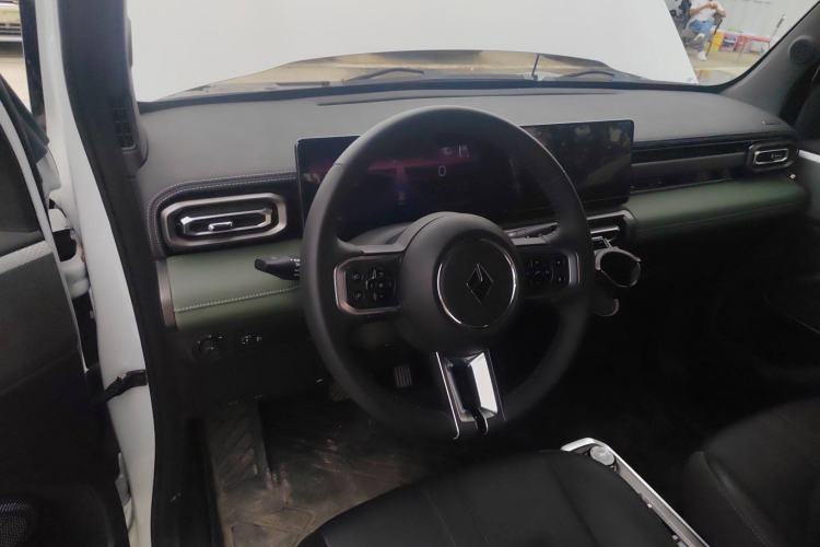 Used Baojun Spark 2023 Flagship Edition Center Console