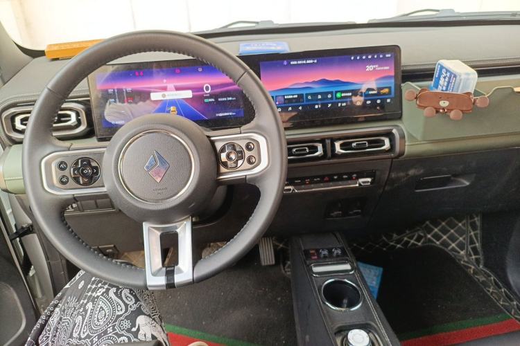 Used Baojun Spark 2023 Flagship Edition Center Console
