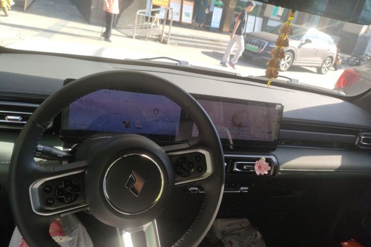 Used Baojun Spark 2023 Intelligent Premium Edition Center Console