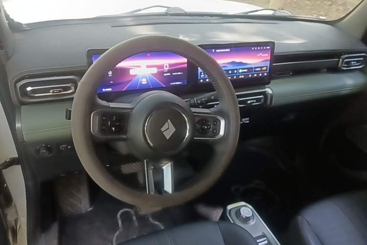 Used Baojun Spark 2023 Flagship Edition Center Console