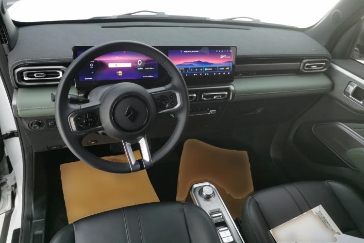 Used Baojun Spark 2023 Intelligent Premium Edition Center Console