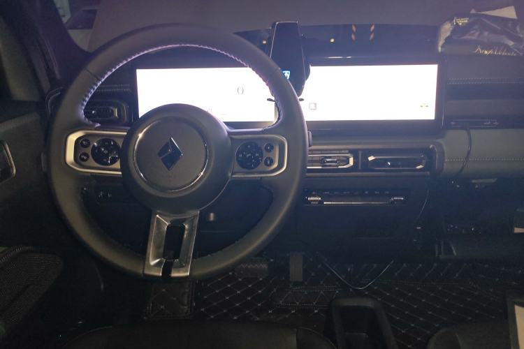 Used Baojun Spark 2023 Intelligent Premium Edition Center Console