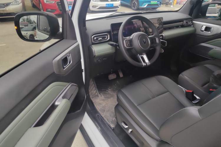 Used Baojun Spark 2023 Flagship Edition Driver Seat