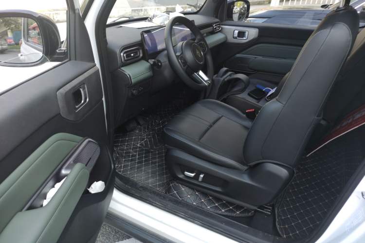 Used Baojun Spark 2023 Flagship Edition Driver Seat