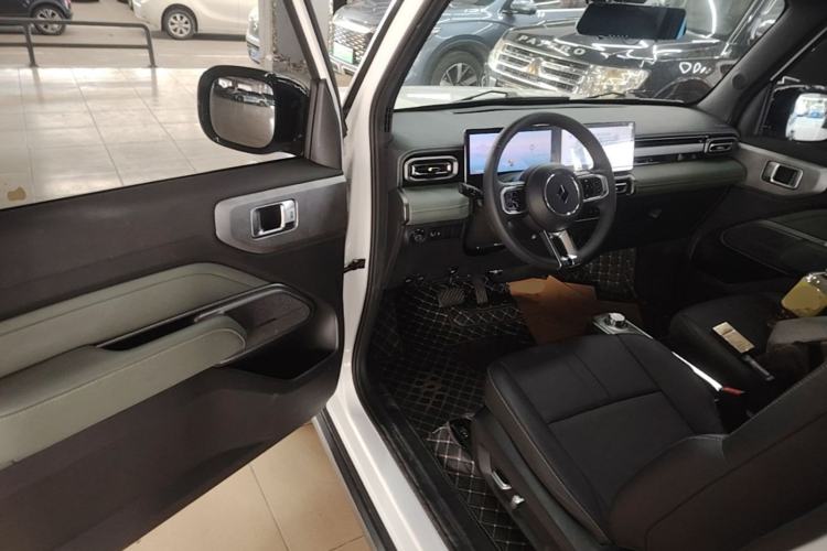 Used Baojun Spark 2023 Flagship Edition Driver Seat