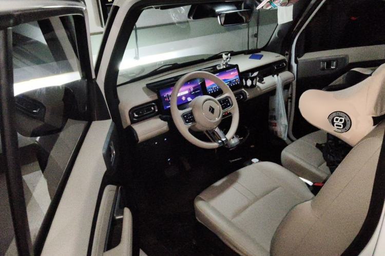 Used Baojun Spark 2023 Intelligent Premium Edition Driver Seat