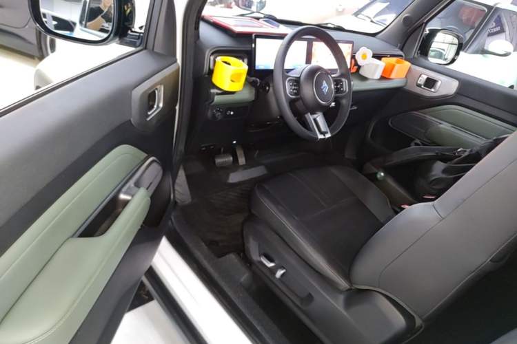 Used Baojun Spark 2023 Flagship Edition Driver Seat
