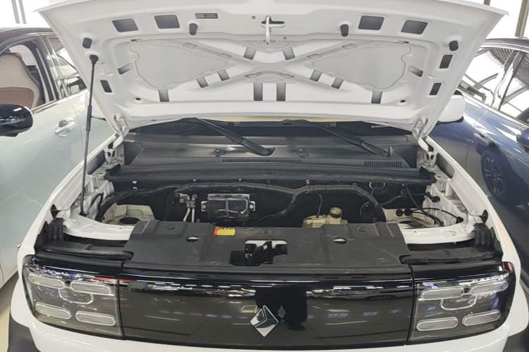 Used Baojun Spark 2023 Intelligent Premium Edition Engine Bay