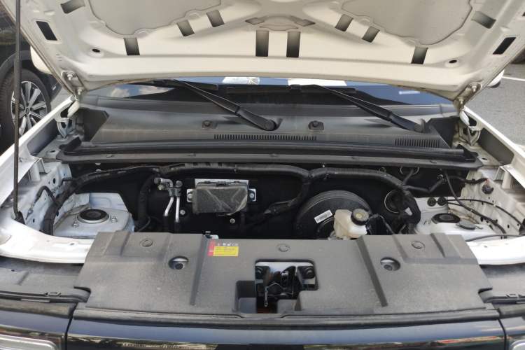 Used Baojun Spark 2023 Flagship Edition Engine Bay